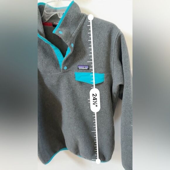 Patagonia Lightweight Synchilla Snap-T Pullover
In Nickel W/Epic Blue M - Picture 6 of 10